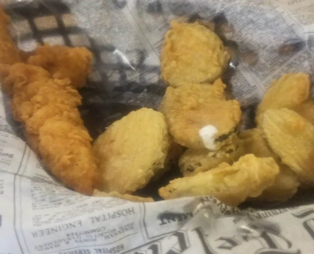Chicken Tenders Basket with Fried Pickles
